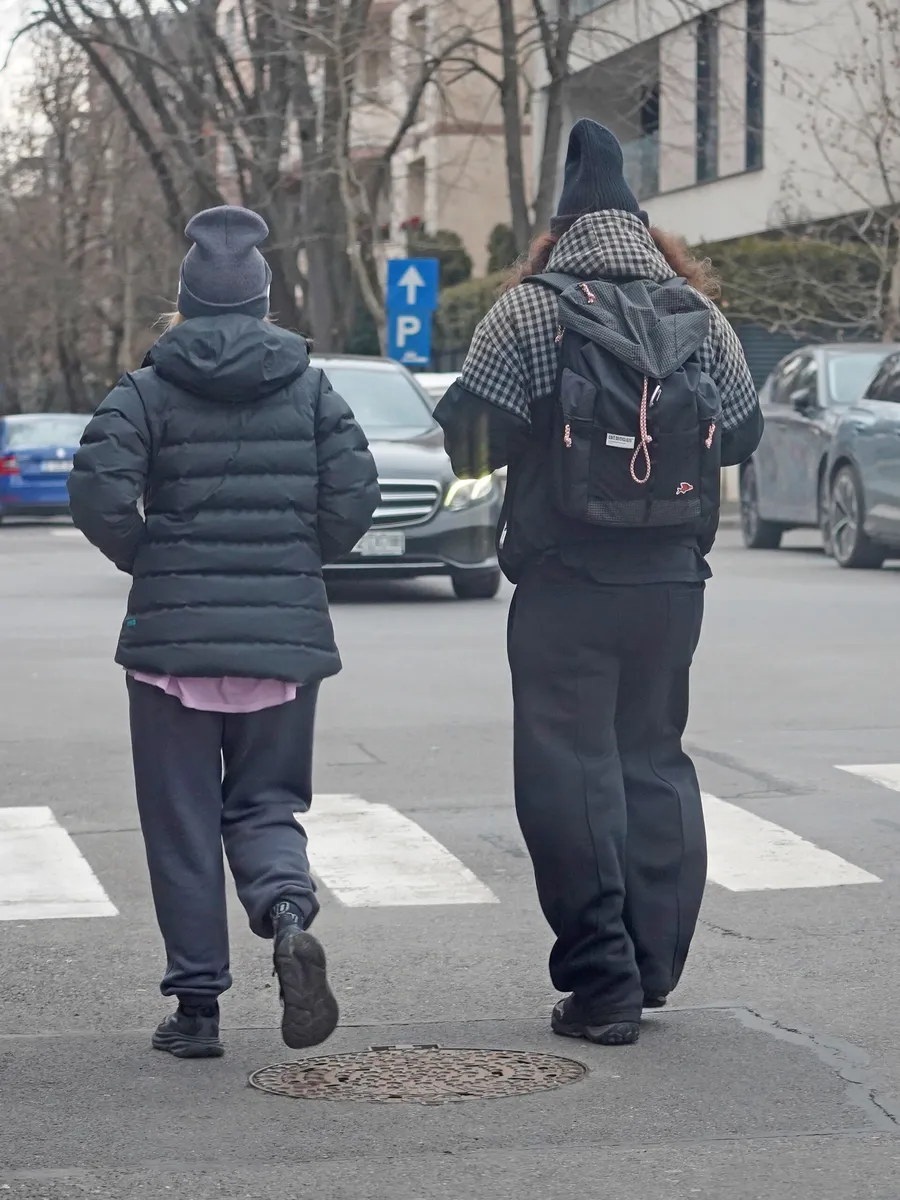 Cei doi erau foarte bine echipați pentru orice fel de activitate sportivă