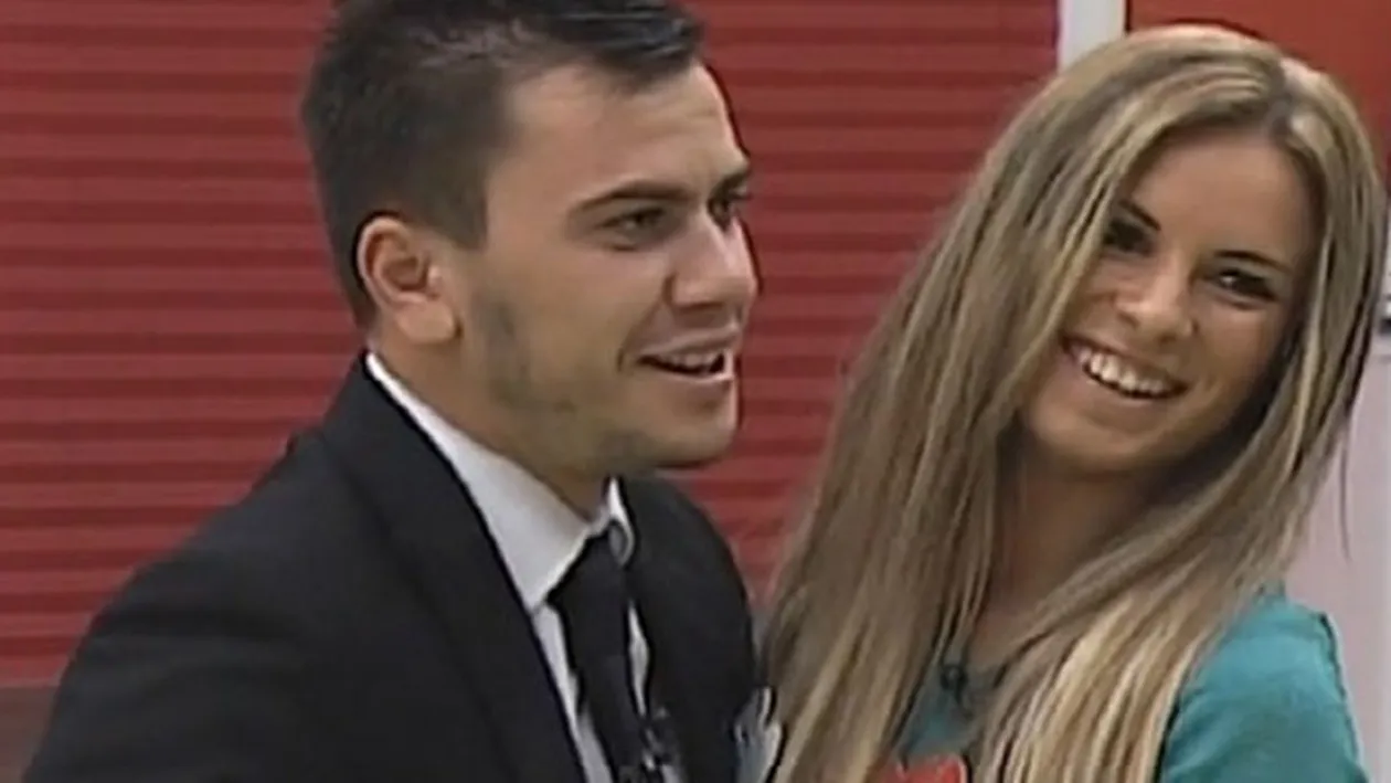 Fotografia scapata dupa Mireasa pentru fiul meu! Cristi si Elly, goi in dormitor!