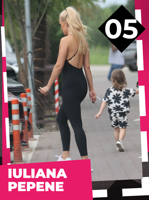 TOP 20 vedete mega mulate şi super dotate! CANCAN.RO le-a surprins în toată splendoarea. Roxana Dobre, Ramona Olaru sau Iuliana Pepene? Cine e mai „neastâmpărată”?