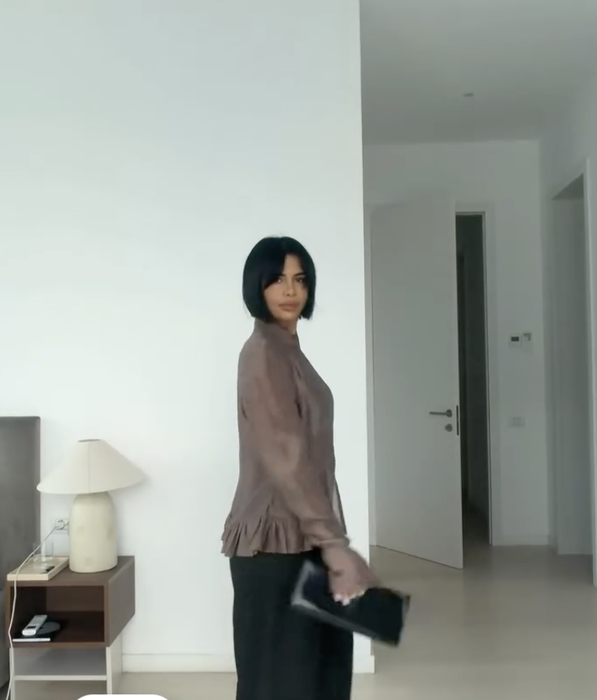 Andreea Popescu, o nouă schimbare de look! Fanii au crezut că nu văd bine