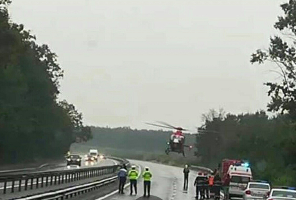 Accidente teribile pe A1! A fost solicitat elicopterul SMURD pentru victime