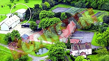 Isi tine hainele intr-un hangar