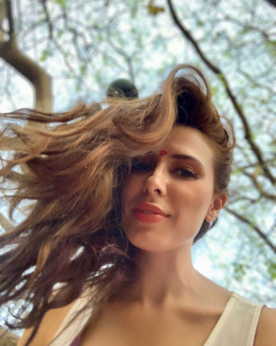 Cu lacrimi în ochi, Iulia Vântur a vorbit despre nunta cu Salman Khan: “Să îți petreci viața cu cineva…”