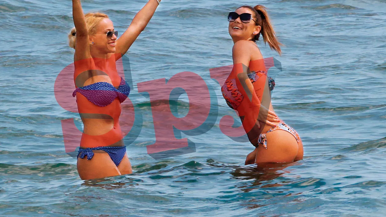 La mare, la soare, fetitele sunt goale! Lora, Bianca, Vancea si Anda Adam, dezbracate, si din fata, si din spate!