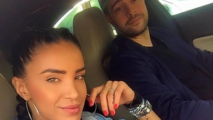 Se măreşte familia Adelinei! Vedeta a făcut cu Speak un...selfie din viitor!