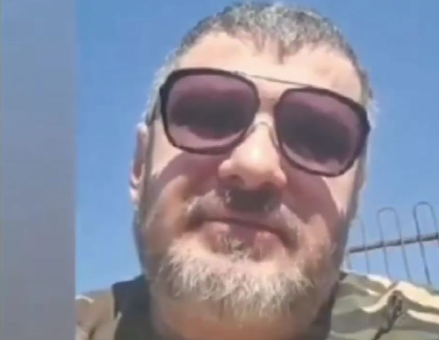 Adi de la Vâlcea crede într-una dintre teoriile conspirației legate de coronavirus! Manelistul a făcut declarații șocante despre pandemie