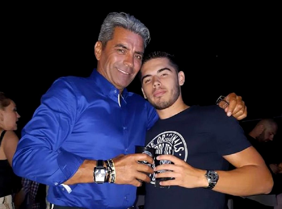Maximilian încearcă să treacă peste drama de pe 3 august, când i-a murit tatăl