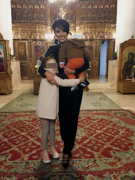 ADELINA PESTRIŢU a devenit naşă pentru a doua oară! Imagini de senzaţie cu iubita lui SPEAK