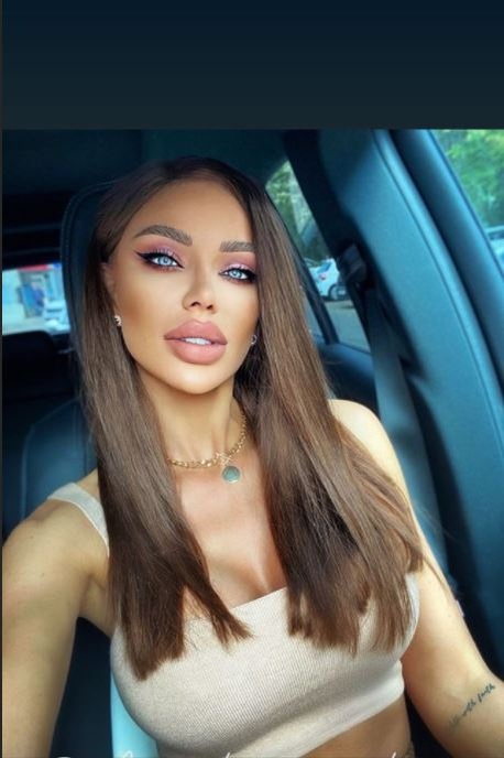 Bianca Drăgușanu și-a schimbat total look-ul: “Ce bine te prinde culoarea asta la păr”. Cum arată fosta prezentatoare care a renunțat la blond | FOTO