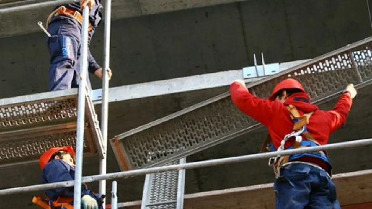 Trebuia să-și sărbătorească ziua de naștere, dar rudele lui se pregătesc acum de înmormântare! A murit în Grecia, familia nu are bani de repatriere