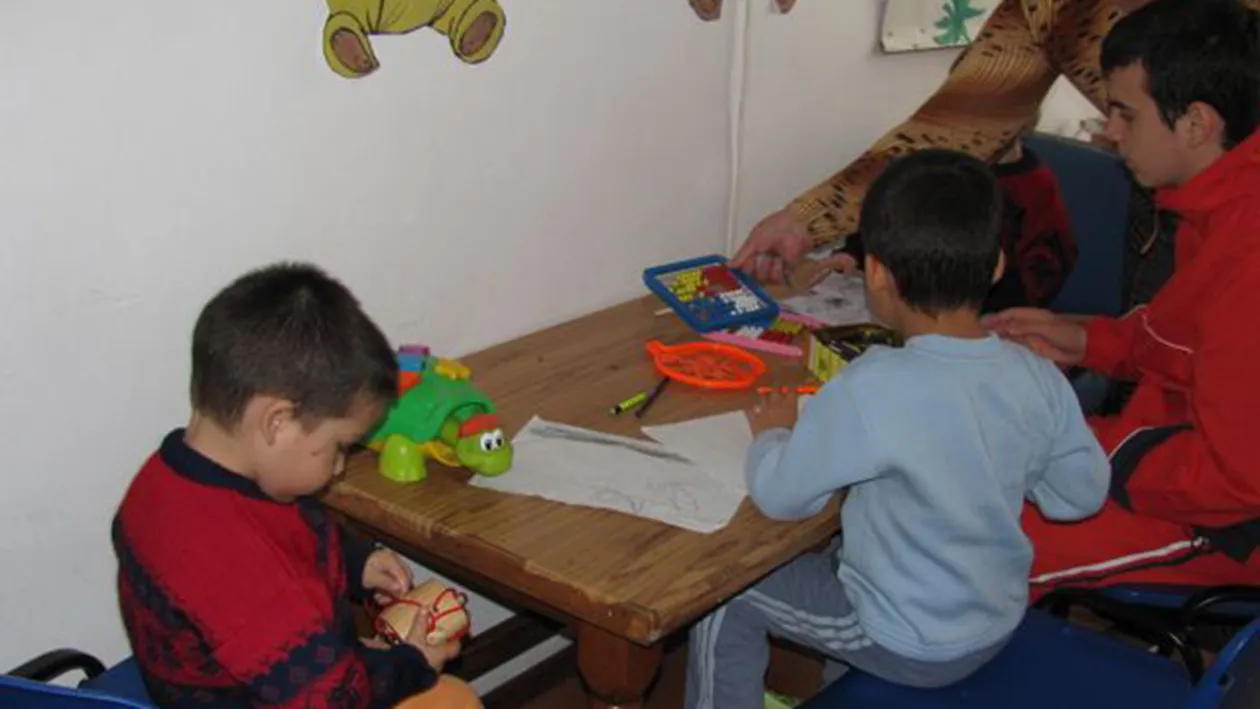 Angajaţii din România pot beneficia de un nou concediu, de până la un an de zile. Care sunt condiţiile de acordare