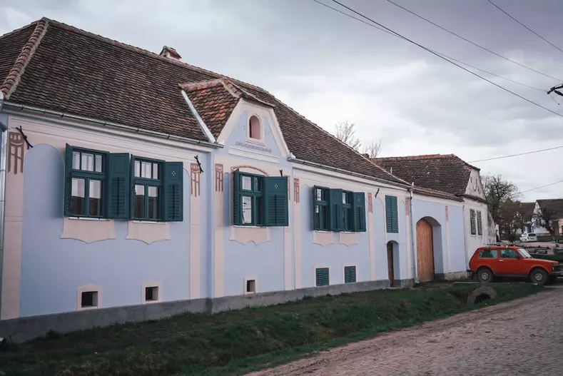 Cum arată casa de vacanță din Viscri a Danei Rogoz! Actrița a terminat renovările: „Este minunat!”