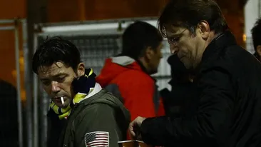 Asa da barbati! Ioan Isaiu si Cristi Iacob au sustinut nationala Romaniei la rugby. Uite cum fumeaza, beau bere si mananca mici!