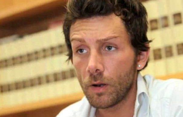 Noi detalii ies la iveală în cazul medicului fals, Matteo Politi. Trei funcționari DSP București au fost puși sub acuzare