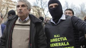 Câți bani avea din mită controversatul medic Gheorghe Burnei atunci când a fost prins. Informația abia acum a ieșit la iveală
