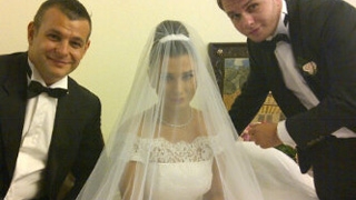 EBa, ultima fotografie alaturi de prieteni inainte de a-i jura credinta vesnica lui Syda
