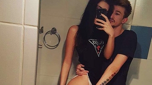 Detalii incendiare despre prima noapte de amor a Aleexandrei Khefren! Cum l-a cunoscut pe bărbatul care a făcut-o să renunţe la 2,3 milioane de euro şi să-şi ”dea” virginitatea pe gratis