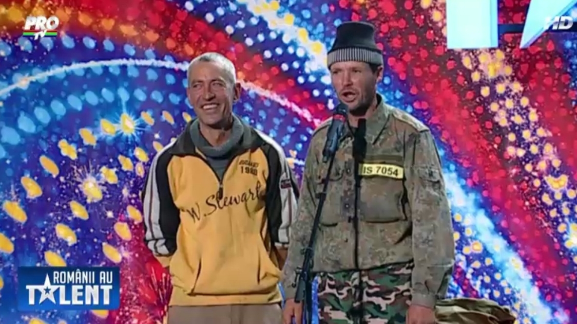 Cei mai CIUDATI concurenti de la Romanii au Talent! Ei sunt spargatorii de nuci din Moldova! Toata lumea a ras de ei