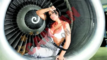 Sexy-stewardesele au tremurat la sedinta foto