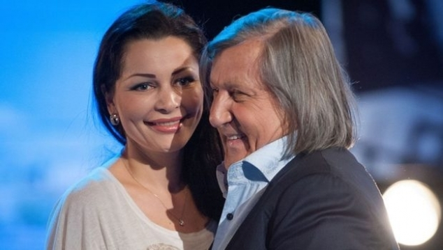 Ilie Năstase şi Brigitte Sfăt au fost la notar pentru a divorţa. “Acolo, cu ştreangul de gât, el a spus că…”