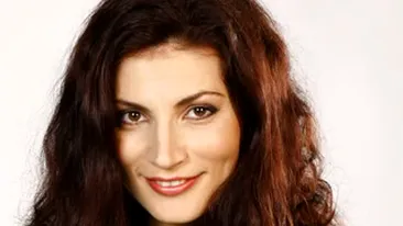 Politia nu o lasa pe Ioana Ginghina sa paraseasca domiciliul! Vezi de ce