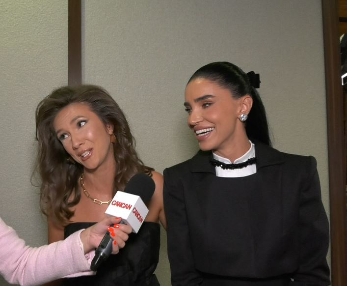 Adela Popescu și Adelina Pestrițu negociază programul cu copiii