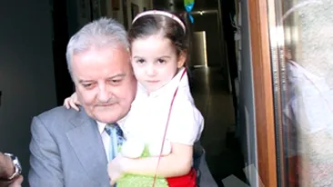 Irinel e un tatic fericit si implinit