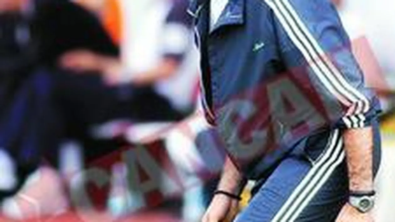 Vrea sa antreneze Steaua!