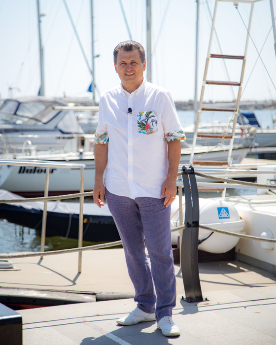 Nea Mărin a dezvăluit secretele care îl ajută să se mențină în formă la 60 de ani, după ce a scuipat sânge: “Asta mă relaxează cel mai tare”