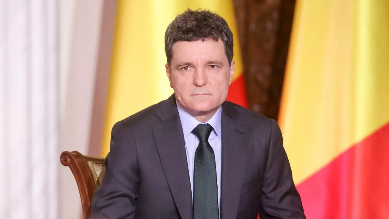 Ce a făcut Nicușor Dan la prima oră a dimineții, după ce a câștigat alegerile prezidențiale 2025. Imaginea s-a viralizat rapid!