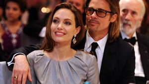 Ce coportament avea BRAD PITT faţă de micuţii săi:,,Voia ca fii şi fiicele lui să...'' 