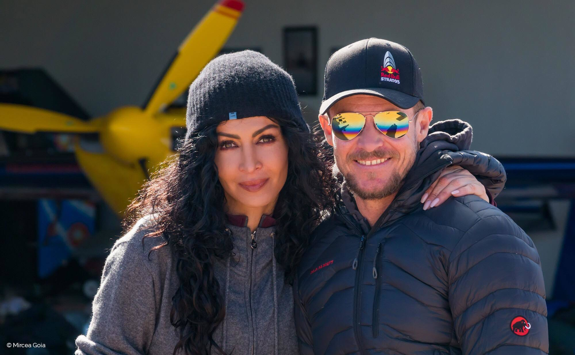 FELIX BAUMGARTNER, alături de o româncă! Nu este MIHAELA RĂDULESCU:,,Perfecţiunea…‘’