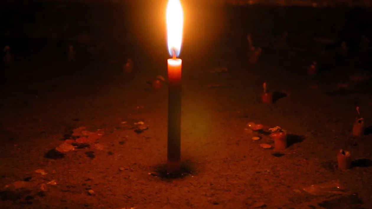 Ni se se prapadesc toti artistii! A MURIT cantaretul care a bucurat milioane de oameni cu muzica lui