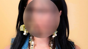 Sarbatoare mare in showbiz! O vedeta de la noi s-a casatorit! Vezi ce rochie sexy de mireasa a avut
