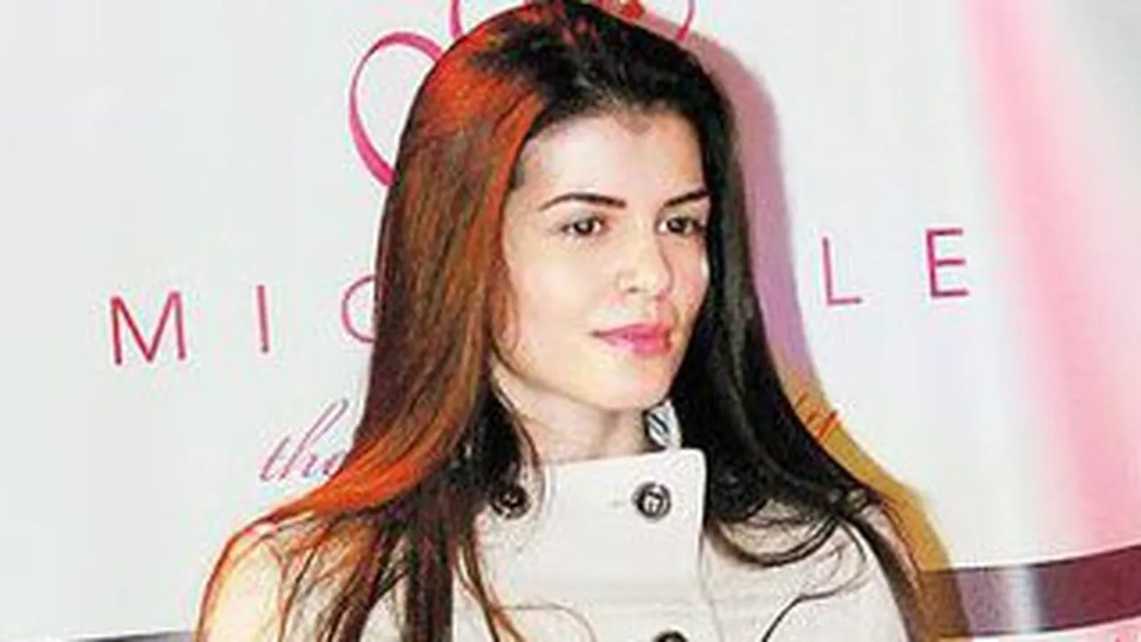 Planul stupefiant al Monicai pentru a obtine custodia Irinei. I-a propus lui Iri sa vina sa traiasca pe banii ei in America