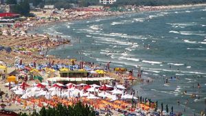 Vești excelente pentru români! Cazare de 40 de lei / noapte, la mare