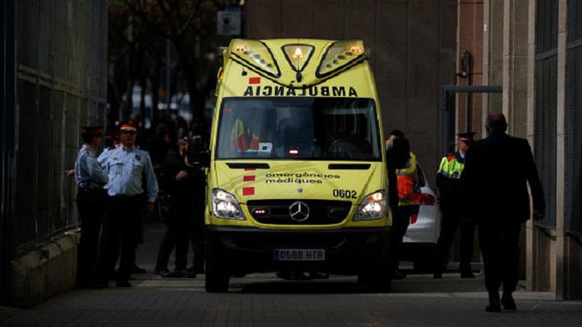 Atac armat la Barcelona: o persoană a murit, alte două au fost rănite