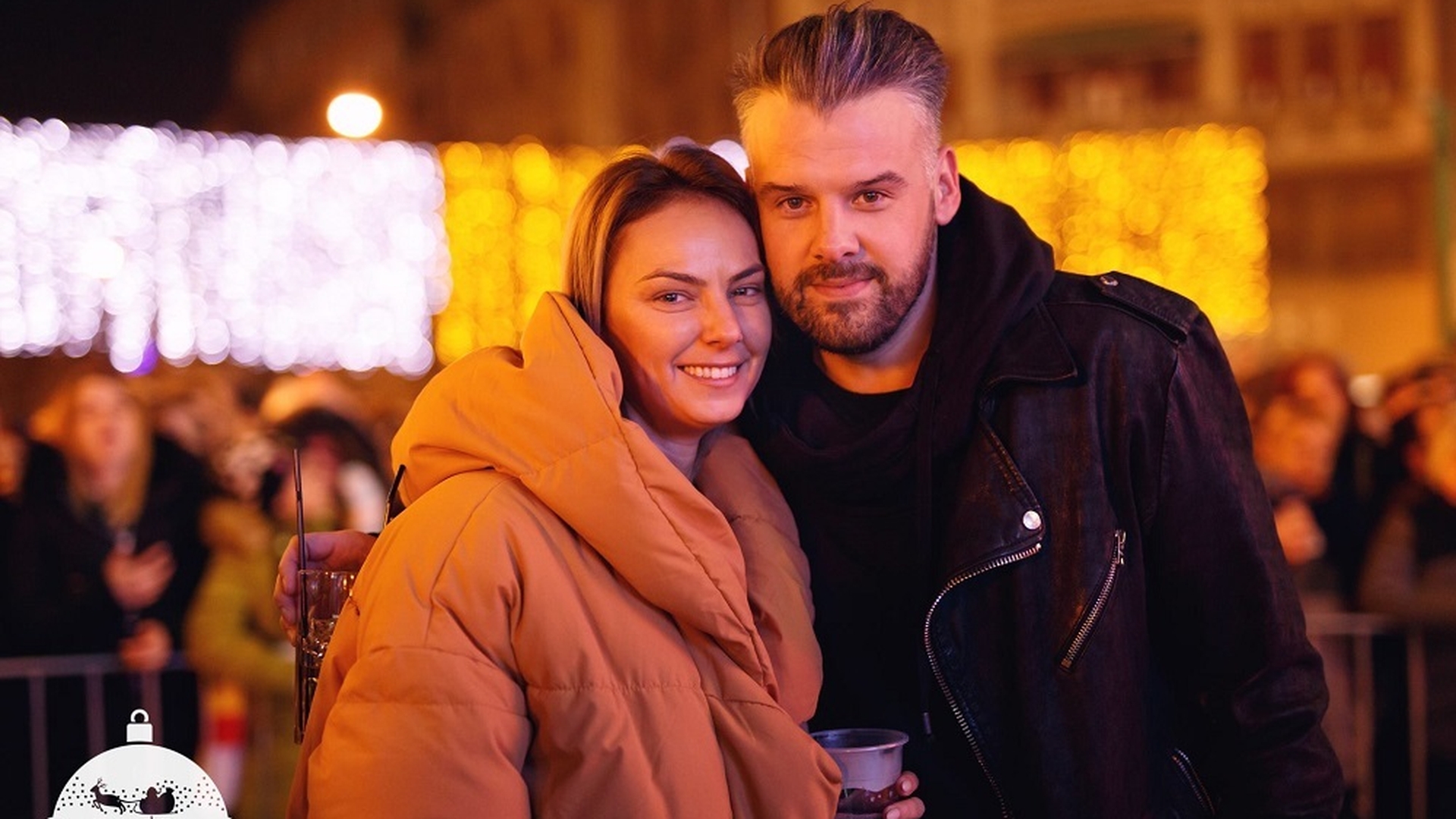 Roxana Ionescu, sărbători alături de "socrii" săi! Cum s-a îmbrăcat "Mama Natură" când a mers la părinţii lui Tinu Vadaicu