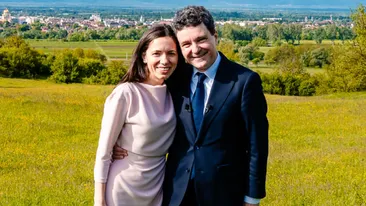 Nu este banc! Unde a dus-o Nicușor Dan pe Mirabela Grădinaru la prima întâlnire