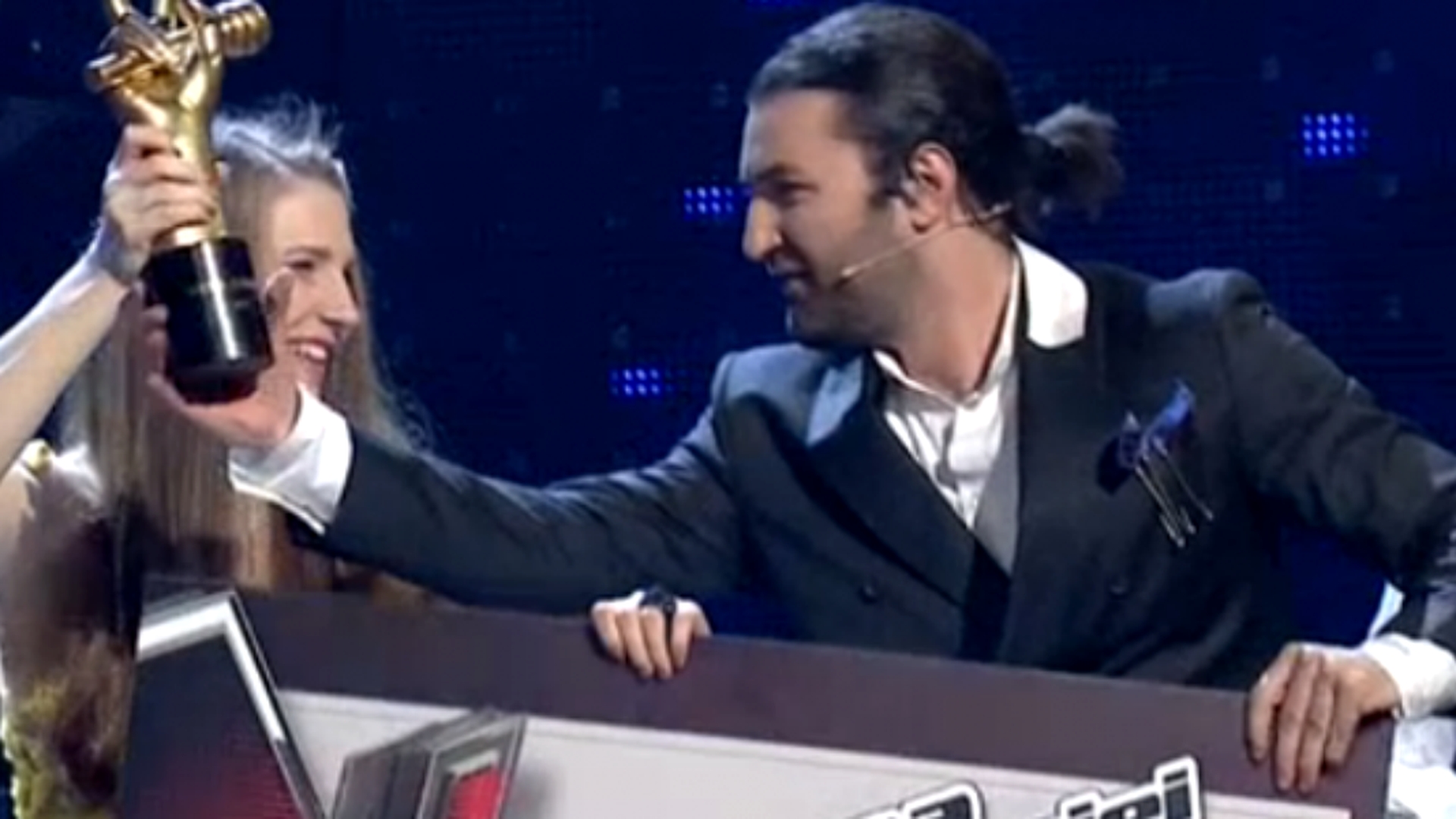 
Cine este Ana Munteanu, câştigătoarea show-ului Vocea României, şi ce va face cu cei 100.000 de euro: ”Vreau să devin…” 