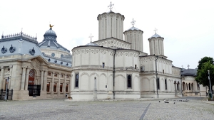 Suma colosală pe care o va primi Biserica de la bugetul de stat în 2024. Câți bani sunt alocați preoților