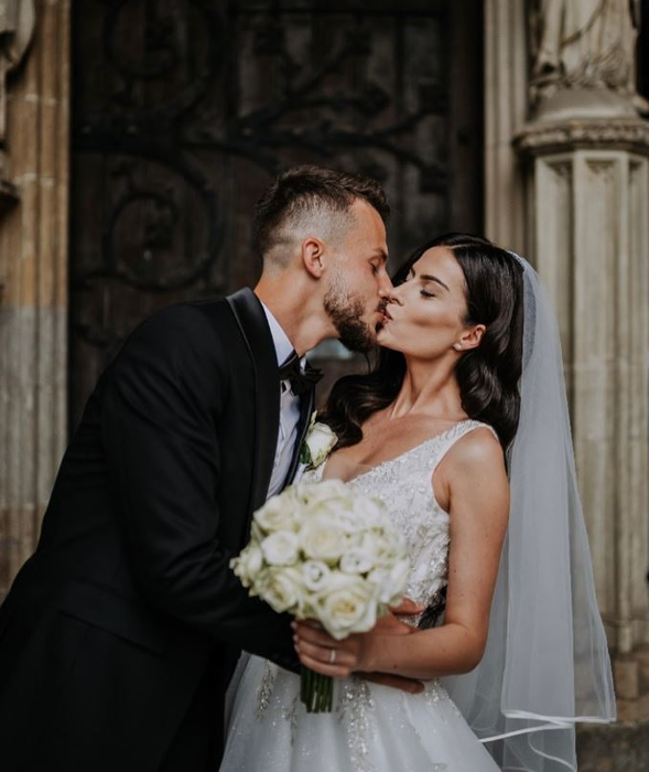 Jakub Hromada, noul transfer pentru titlu al lui Dan Șucu, are o parteneră model! Forme perfecte pentru bruneta care se anunță a fi noua senzație din Giulești