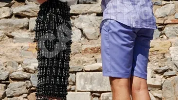 Protagonistele Next Top Model, cu blanuri la 40 de grade! Shooting incendiar la Efes, Turcia