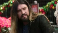 Tatăl lui Miley Cyrus, în centrul unui scandal uriaș. Fosta soție îl acuză pe Billy Ray Cyrus de abuz
