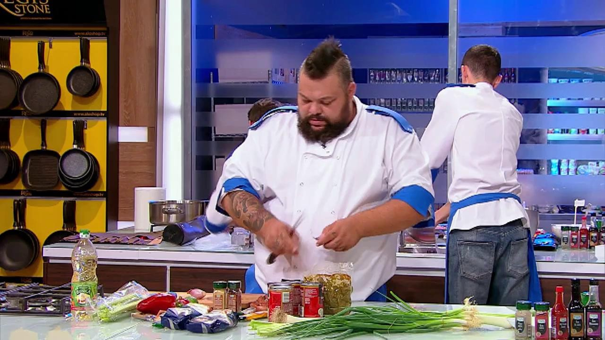 Cine este Mihai Munteanu, câștigătorul marelui trofeu ”Chefi la cuțite”