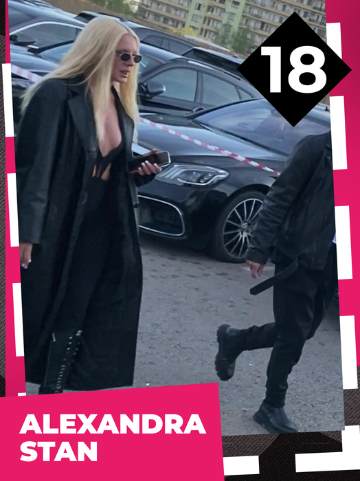 TOP 20 vedete mega mulate şi super dotate! CANCAN.RO le-a surprins în toată splendoarea. Roxana Dobre, Ramona Olaru sau Iuliana Pepene? Cine e mai „neastâmpărată”?