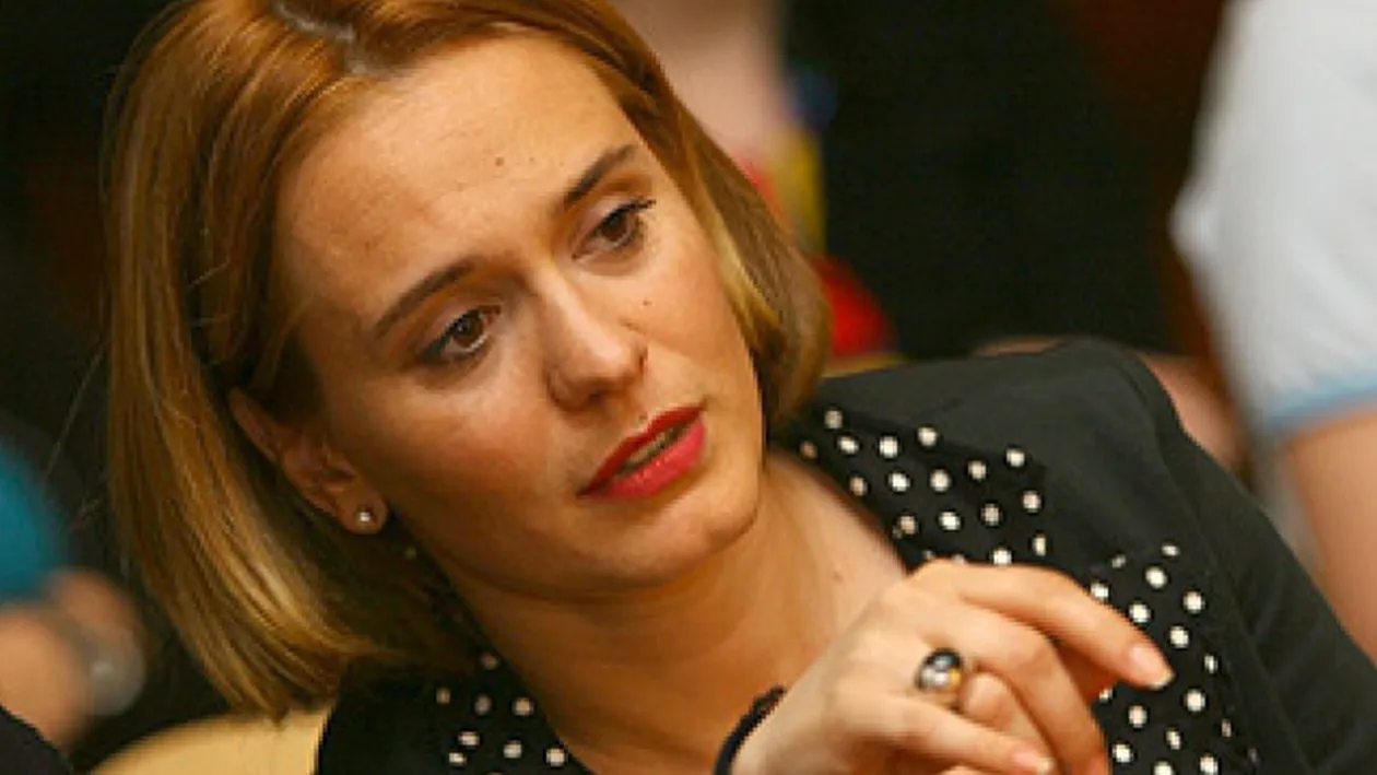 Nu te asteptai sa pateasca asta! Andreea Esca, trantita si batuta cu...