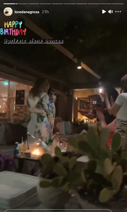 Loredana Groza, surprinsă în ipostaze incitante pe un iaht! Unii dintre fani au criticat-o dur: “Rușine să îți fie! / Zici că mă uit pe site-uri pentru adulți” | FOTO