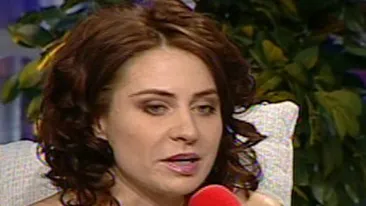 VIDEO Secretele bine pastrate ale Adinei Buzatu! Spala parbrize la 15 ani!