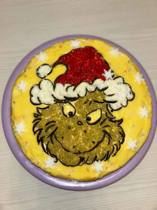 Ce mesaj a putut scrie o româncă pe salata Boeuf. Când a pus-o pe masă de Revelion, toți invitații au chicotit